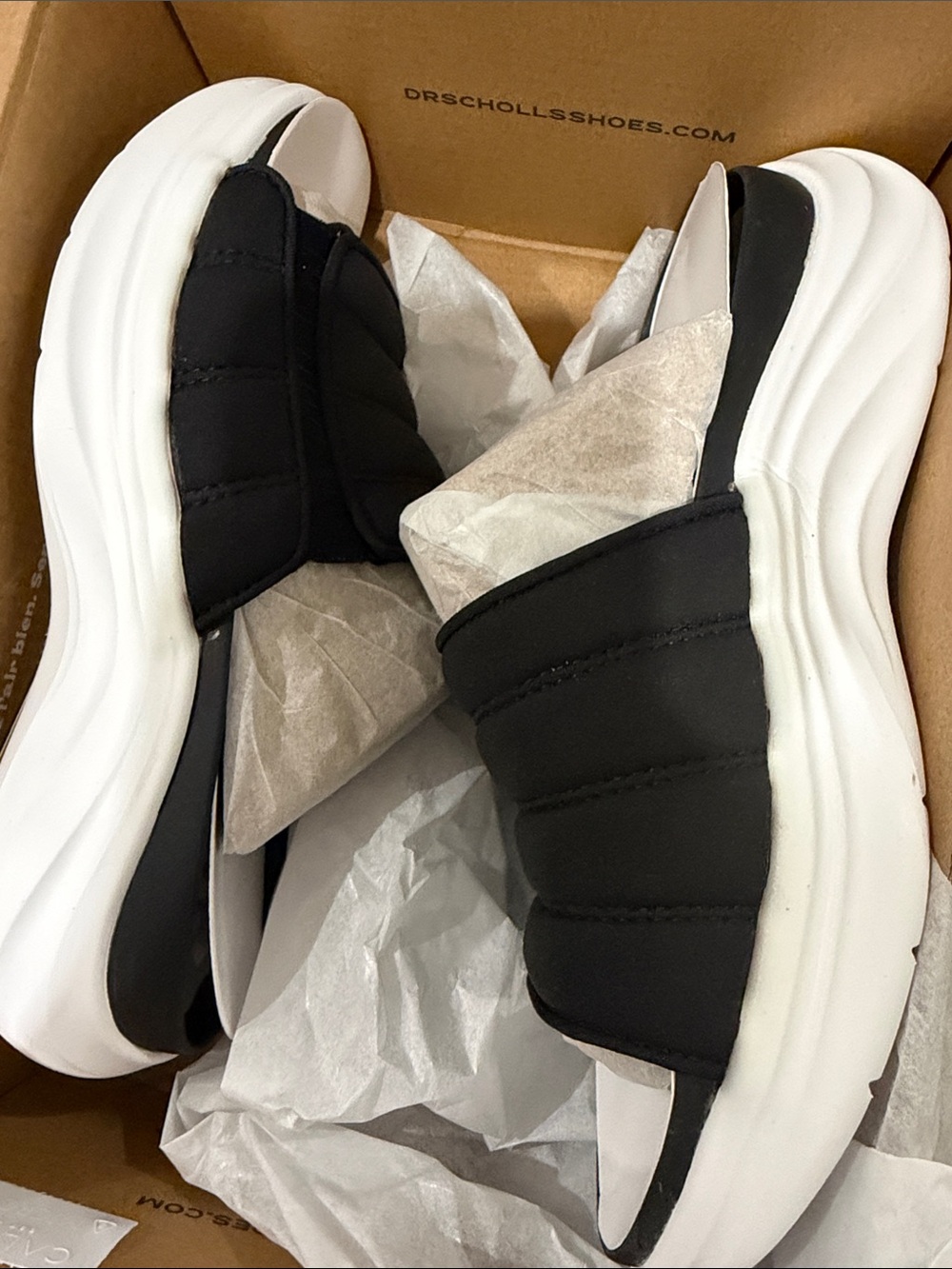 Dr. Scholl's Black and White Quilted Slide Sandals